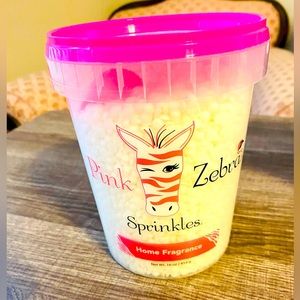 2 large containers of Pink Zebra scent sprinkles ! Never opened, brand new!